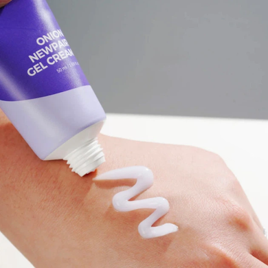 Фото Крем-гель для лица Isntree Onion Newpair Gel Cream 50 мл Onion Newpair Gel Cream