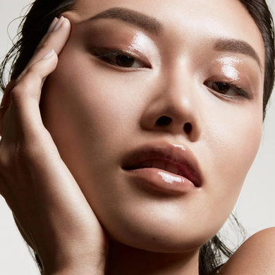 Фото Блиск для губ Fenty Beauty Gloss Bomb Universal Lip Luminizer Hot Chocolit 05