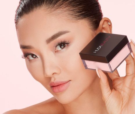Фото Розсипчаста пудра Huda Beauty Easy Bake Loose Baking and Setting Powder 20g Cherry Blossom