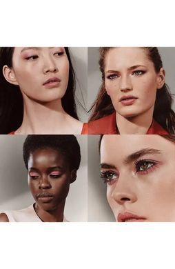 Фото Палетка тіней для очей Herm&egrave;s Ombres d&rsquo;Herm&egrave;s  01 Ombres P&eacute;tales