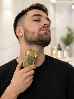 Фото Шейвер VGR V-336 Professional Foil Shaver золотистый с LED-дисплеем V-336 золотистий